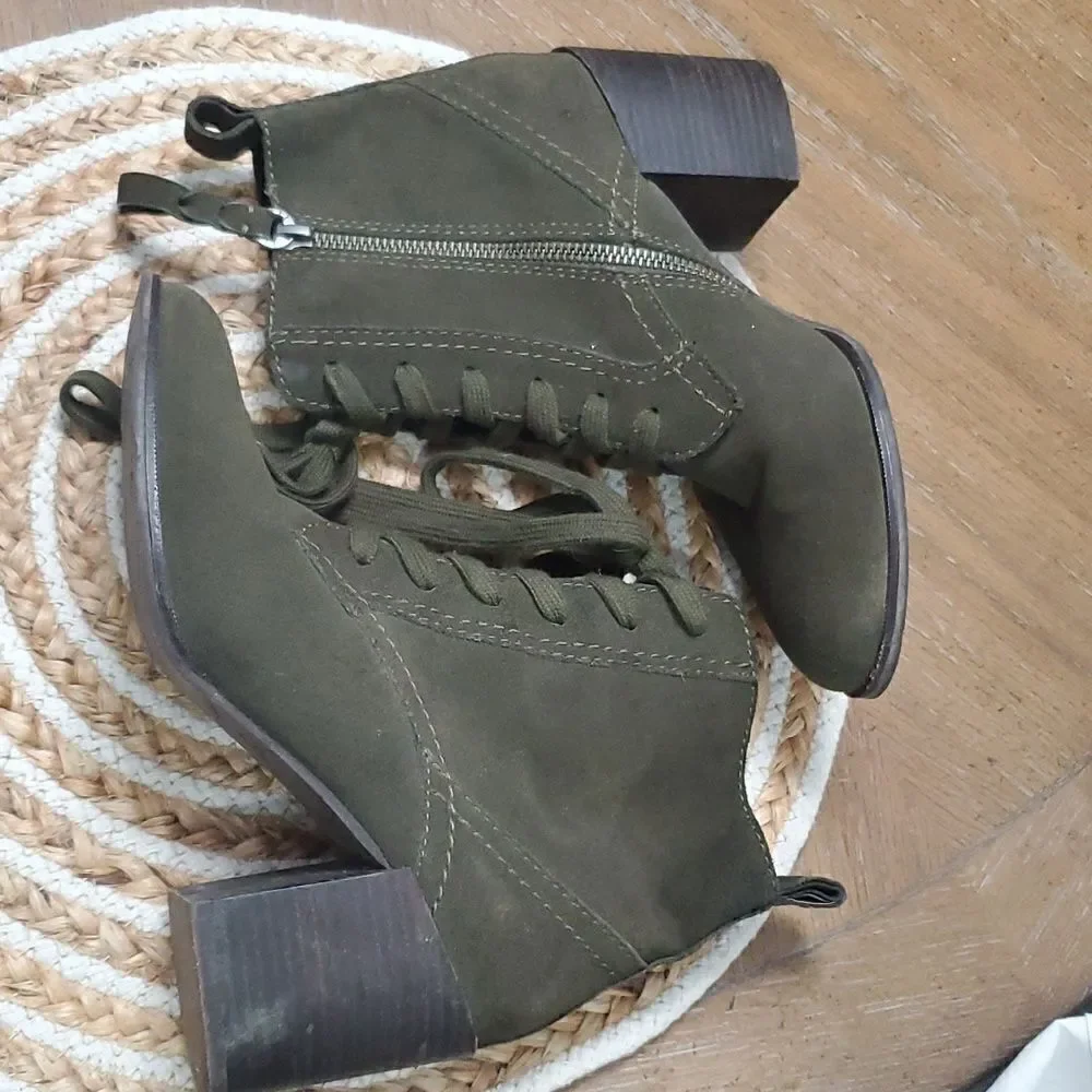 Splendid leather lace front booties- Army green, size 7